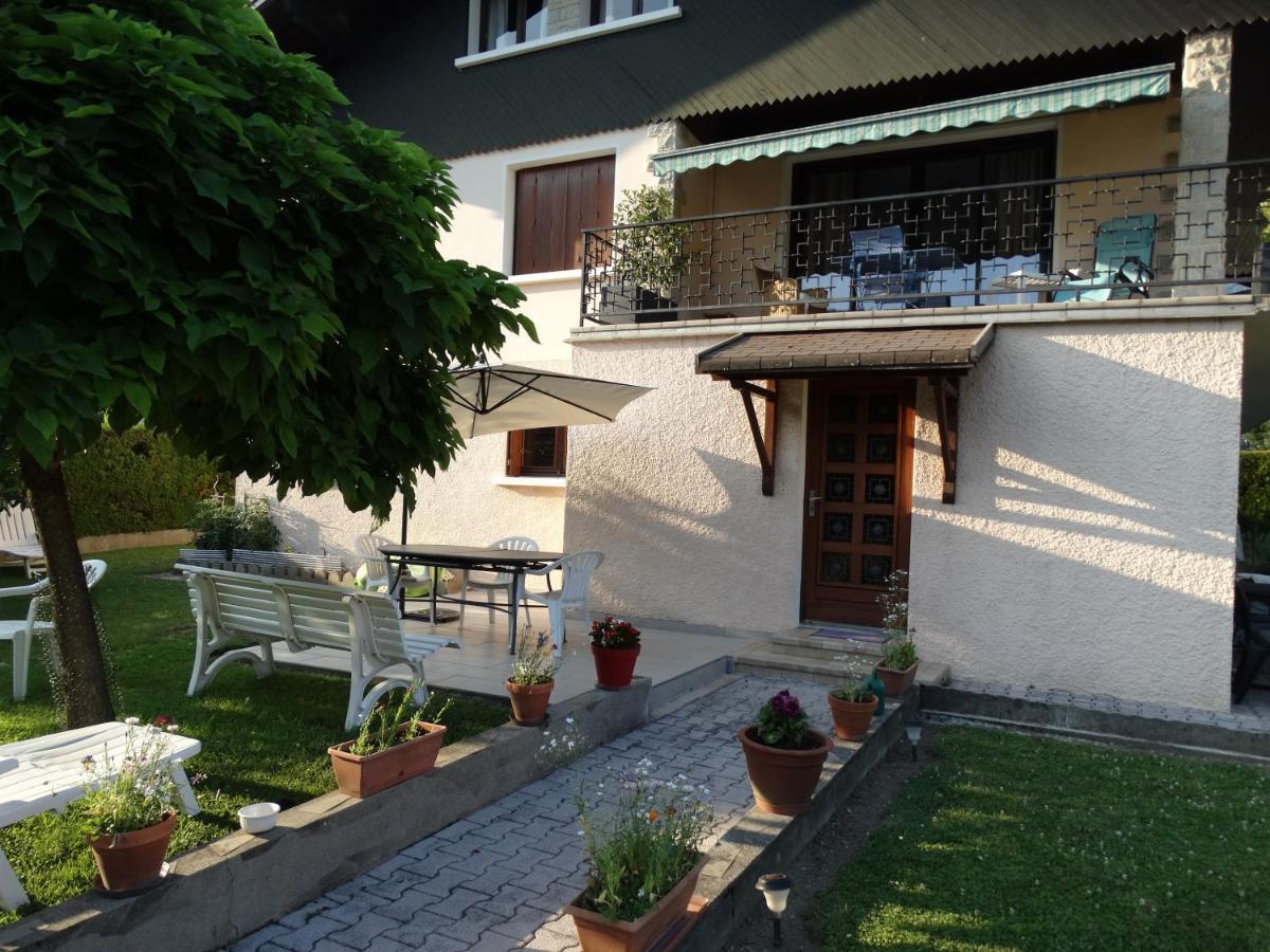 Chez Laurette Et Louis Acomodação com café da manhã Ugine Exterior foto